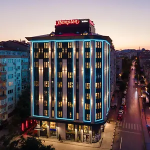 Hampton By Hilton Merter فندق